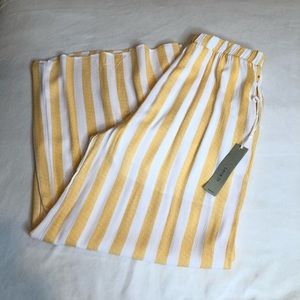 NWT Love In women elastic waited relaxed fit pants